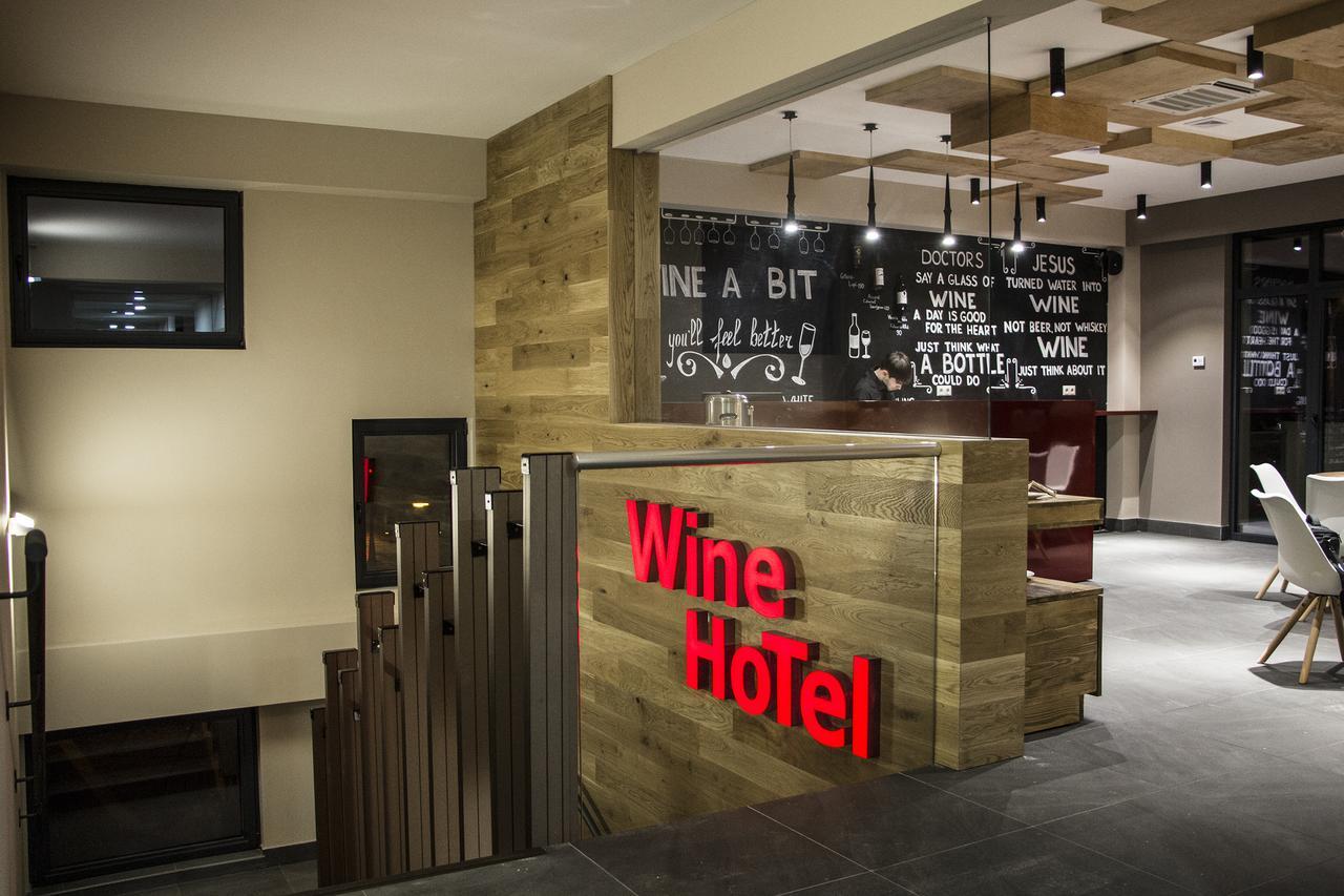 Wine Hotel 基希讷乌 外观 照片